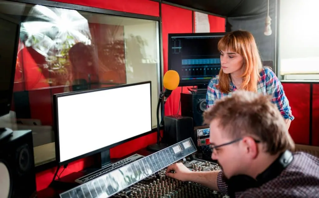 Filming the screen: practical tips for better video capture